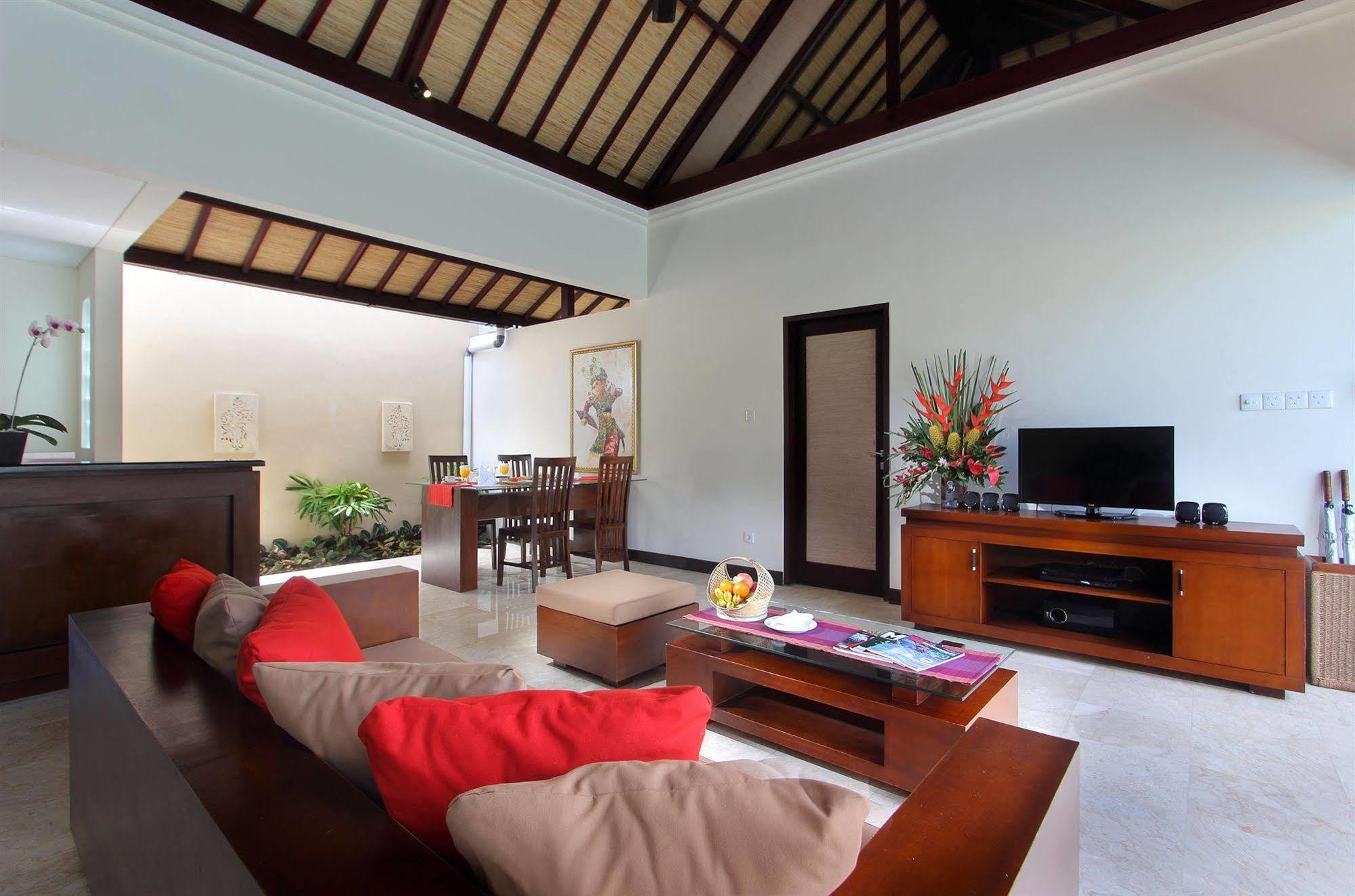 Rc Villas And Spa Bali Seminyak  Exterior photo